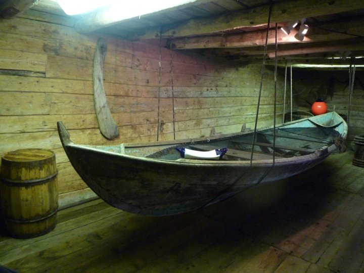 Floating boat table